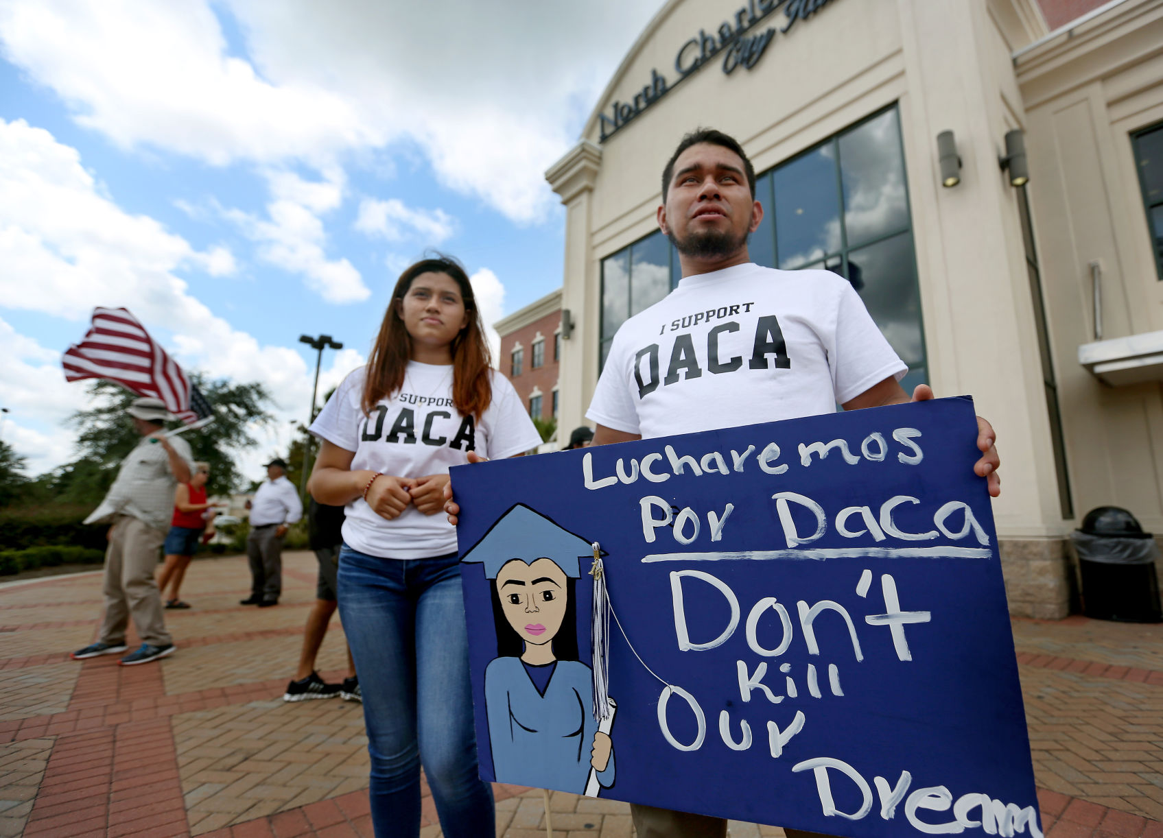Lucharemos por DACA.jpg (copy) (copy)